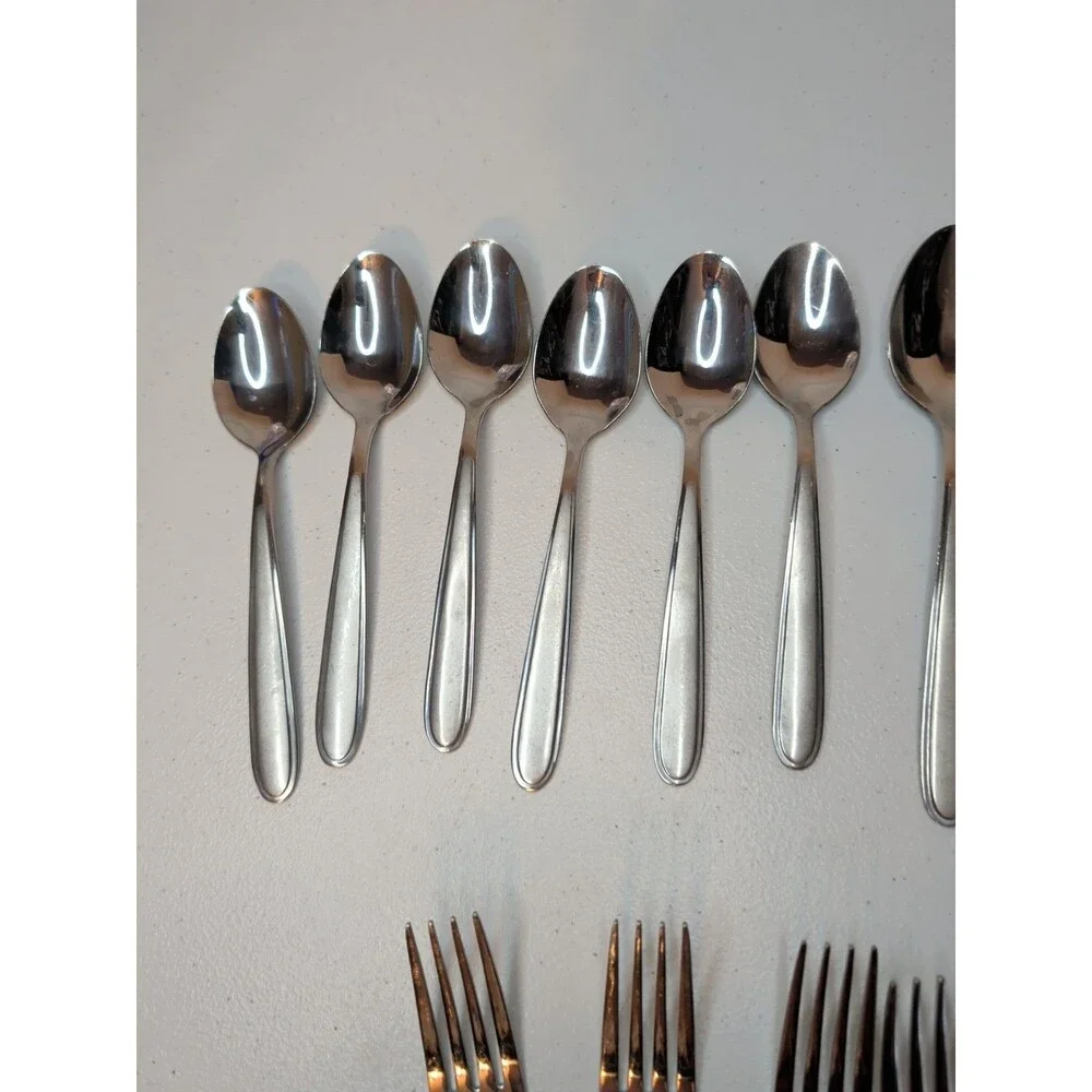 Oneida Peninsula Castle Stainless Flatware Lot of 14 Pieces.